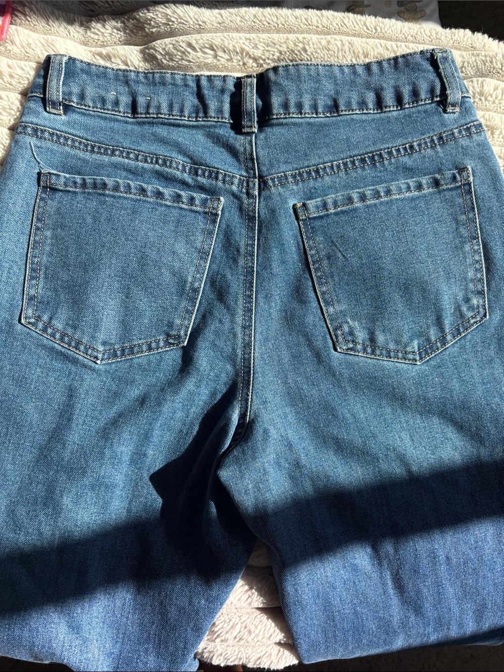 Rachel Zoe Women's Straight-Leg Jeans in Medium Blue Wash - Picture 6 of 7